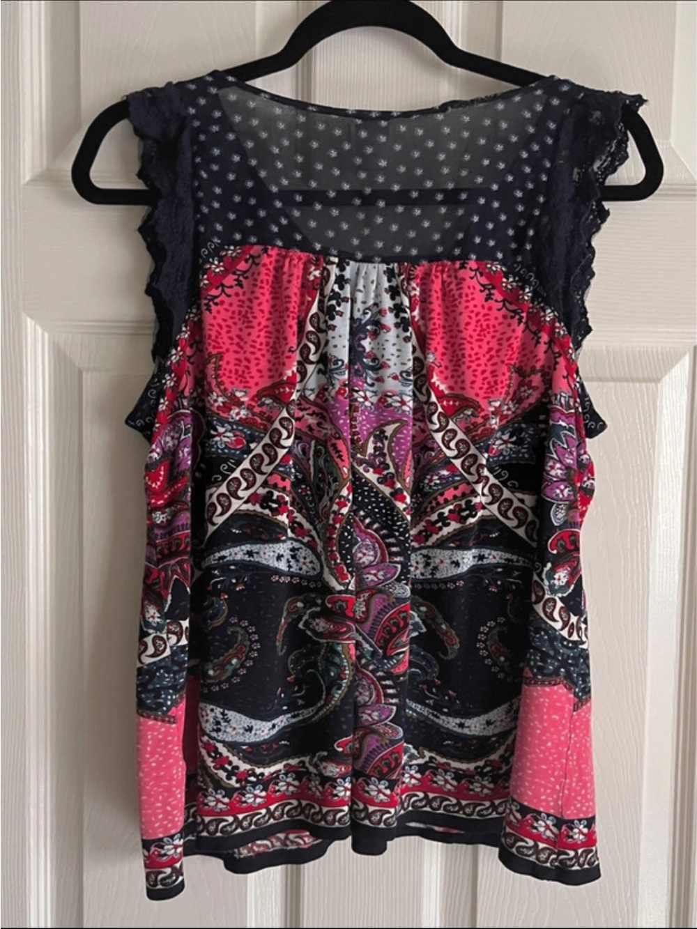 Bila Navy and Pink Paisley Lace-Trim Sleeveless Top - Picture 2 of 7